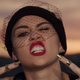Illustration for article titled Miley Cyrus covers Led Zeppelin, Internet reacts accordingly